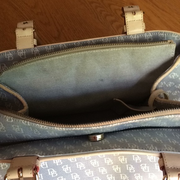 Dooney & Bourke Blue Signature Purse - Picture 6 of 8